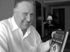 Frederick Forsyth nie żyje. Oto 5 najważniejszych książek autora