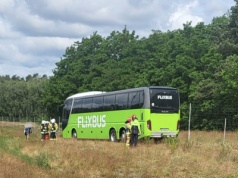 Wypadek autokaru na Autostradzie A2