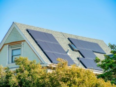 Domowy magazyn energii. Jak dobrać pojemność i na ile wystarczy prądu? Poradnik
