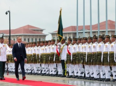 Andrzej Duda rozpoczął wizytę w Malezji. Prezydent poleci też do Singapuru