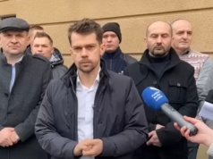 Wiceminister Michał Kołodziejczak zapłacił za dyplom Collegium Humanum?