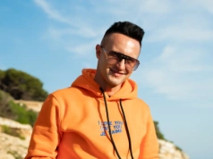 Zespół Playboys z unikalną kolekcją ubrań! To specjalna limitowana edycja!