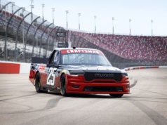 RAM wraca do NASCAR po 13 latach przerwy. Stellantis szykuje wielki powrót w amerykańskim stylu