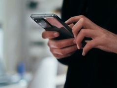 Kończy się umowa na abonament na telefon. Co dalej?