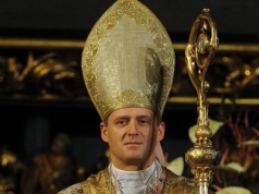 Zwycięstwo abp Jędraszewskiego? Papież Leon XIV odwołał ks. Dariusza Rasia z Bazyliki Mariackiej