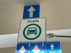 Kraków decyduje o strefie. Starsze samochody nie wjadą