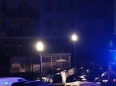 W nocy ktoś podpalił samochody na parkingu przy bloku