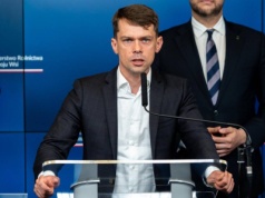 Jak Kołodziejczak został studentem… Kupił dyplom w Collegium Humanum?
