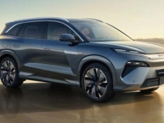 Rodzinny SUV z hybrydą, która jest pogromcą elektryków. BYD Sealion 8 może rozdawać karty