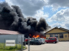 Potężny pożar w Gorzowie. Płonie zakład wymiany opon