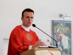 Ksiądz z Osiedla upomniany przez przełożonych. Tłumaczy, o co poszło