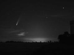 Bolidy, meteory i kosmiczne śmieci. Zobacz, co leci nad nami