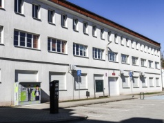 Czy w Olsztynie trzeba wziąć urlop, aby zarejestrować auto? Kolejki wciąż są problemem