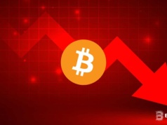 Bitcoin powoli opada z sił? 'Coś wisi w powietrzu’. Podwójny szczyt BTC i echo 2021 roku?