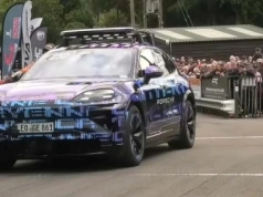 Elektryczne Porsche Cayenne po cichu pobiło dziwny rekord. Urwało 4 sekundy!