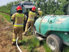 Ciągnik zapalił się w sadzie w trakcie oprysków