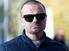 Marcin Hakiel był wezwany do szkoły córki, bo dzieci rozmawiały o jego rozwodzie z Kasią Cichopek. 