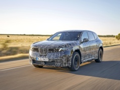 Nowy SUV BMW z rewolucją w środku. Wsiadasz, a tam nie tylko daszka brak