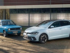 Volkswagen Polo to dziarski pięćdziesięciolatek. Urodziny świętuje jednak bez pompy