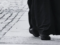 Skandal z udziałem proboszcza. Niemoralne zachowanie względem nastolatki