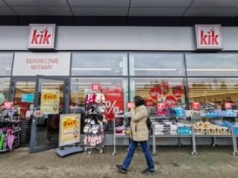 Niemiecki dyskont rozkręca się w Polsce. Otworzy nowy format sklepów