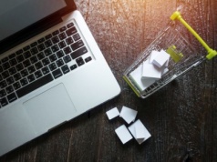 Wojna celna 2025. Czy polski cross-border e-commerce może na niej skorzystać?