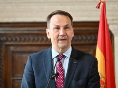 Radosław Sikorski o polskiej placówce w Teheranie: Są bezpieczni