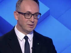 Ten rząd to po prostu parodia. Znany polityk o ministrze infrastruktury z PSL: „Przez grzeczność nie nazwę go durniem”
