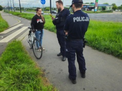 Policjanci sprawdzali hulajnogi i rowery. Chodziło o stan techniczny, wyposażenie i blokadę prędkości