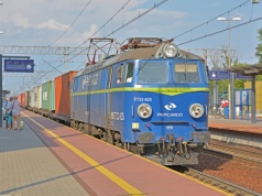 PKP Cargo ma wielkie plany, ale na razie będzie dalej zwalniać
