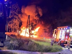 POWIAT NOWOTOMYSKI: Pożar kontenera oraz samochodu dostawczego.