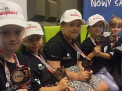 7 i 8-latki z Nowego Sącza z medalami w kickboxingu