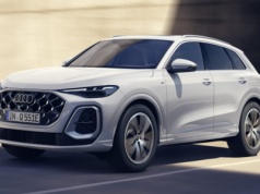 Nowe Audi Q5 jako hybryda plug-in z baterią o pojemności 25,9 (20,7) kWh i 113 jedn. WLTP zasięgu
