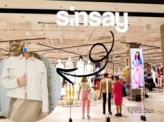 Lniana kurtka z Sinsay od razu stała się przebojem. Jej cena? Tylko 39,99 zł. W Reserved też czeka HIT