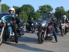 85. rocznica pierwszego transportu do KL Auschwitz. O świcie z Tarnowa do Oświęcimia wyruszył motocyklowy Rajd Pamięci