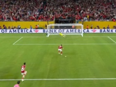 To była 43. minuta meczu otwarcia KMŚ. Messi i spółka zamarli