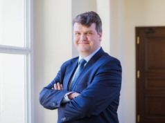 Maciej Wąsik: Donald Tusk ma umiejętność łgania w żywe oczy