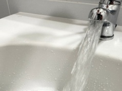 Radni kwestionują opłatę za śmieci „od wody”. Składają skargę do wojewody