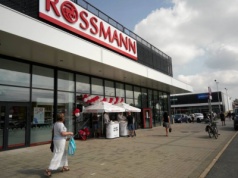 Krem SPF w sztyfcie to rozwiązanie idealne. Ten na 