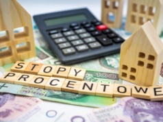 Stopy procentowe mogą zejść do 3,5%. RPP rozważa trzy obniżki jeszcze w tym roku