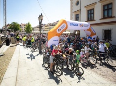 Tysiąc rowerzystów, tysiące przejazdów i miliony złotych na infrastrukturę rowerową w Rzeszowie?