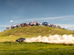 FIA ERC. Rajd Polski. Sesks prowadzi. Marczyk tuż za nim