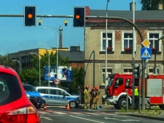 Zderzenie radiowozu z osobówką