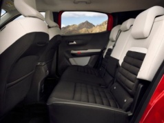 Europejski SUV dla rodziny za 112 300 zł. To hybryda z automatem