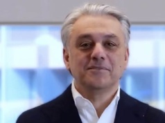 PILNE: Luca de Meo odchodzi z Renault! Wiemy, gdzie przechodzi