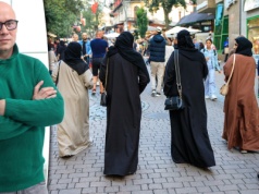 Emiratczycy w Polsce. „Loty trzy razy dziennie, głównie klasa średnia pokazuje dzieciom śnieg