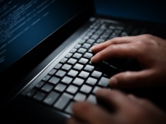 HP ostrzega: złośliwe pliki podszywają się pod oferty wakacyjne