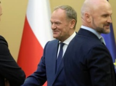 Czy rządowy szał na deregulację zagrozi polskim pracownikom? Rozmowa z ekspertem OPZZ