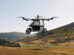 I jeździ, i lata. Hybrydowy motocykl Skyrider X6 już do kupienia