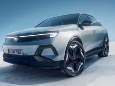 Nowy Opel Grandland mówi „dość” spalinom